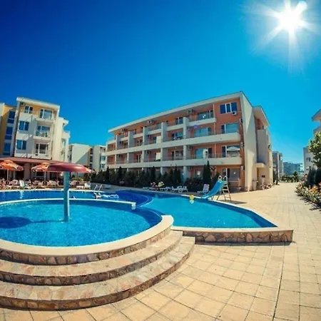 Lovely Studio In A Family Oriented - Fort Noks Апартаменты Солнечный берег